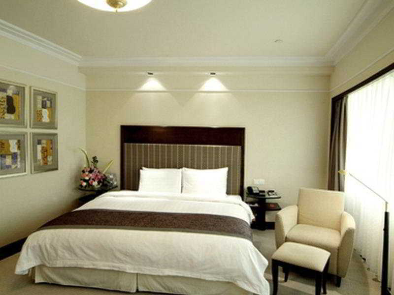 Howard Johnson Ginwa Plaza Hotel Xi'an  Eksteriør billede