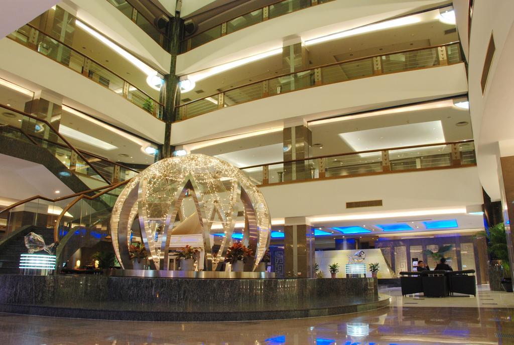 Howard Johnson Ginwa Plaza Hotel Xi'an  Eksteriør billede